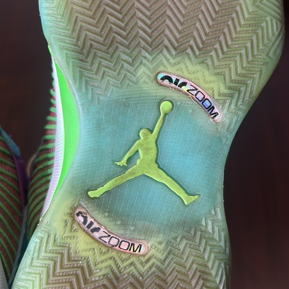 Nike Air Jordan 35 x Jayson Tatum Women Power Greatest Gift 2021 - Picture 13 of 17